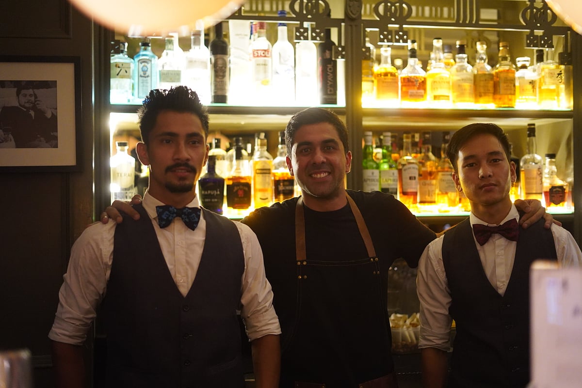 Karan Batra (centre), mixologist and the beverage head, Azure Hospitality